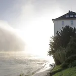Am Rhein 3*