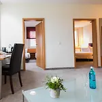 Otel Am Rhein 3*