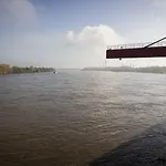Otel Am Rhein 3*