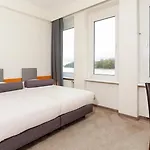 Otel Am Rhein Wesseling