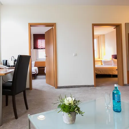 ホテル Am Rhein 3*