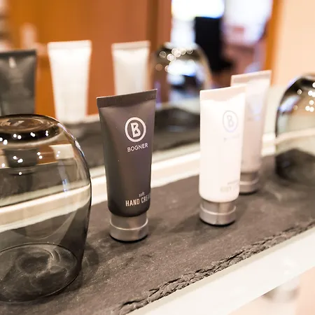 ホテル Am Rhein ヴェッセリンク