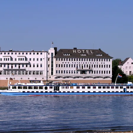 Am Rhein 3* ヴェッセリンク