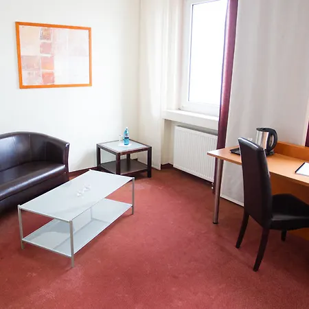 Hotel Am Rhein 3*